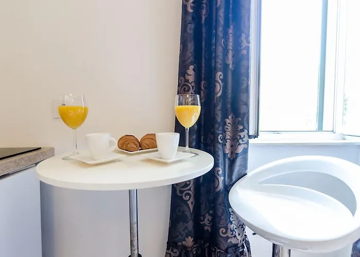 Vanessa 두브로브니크